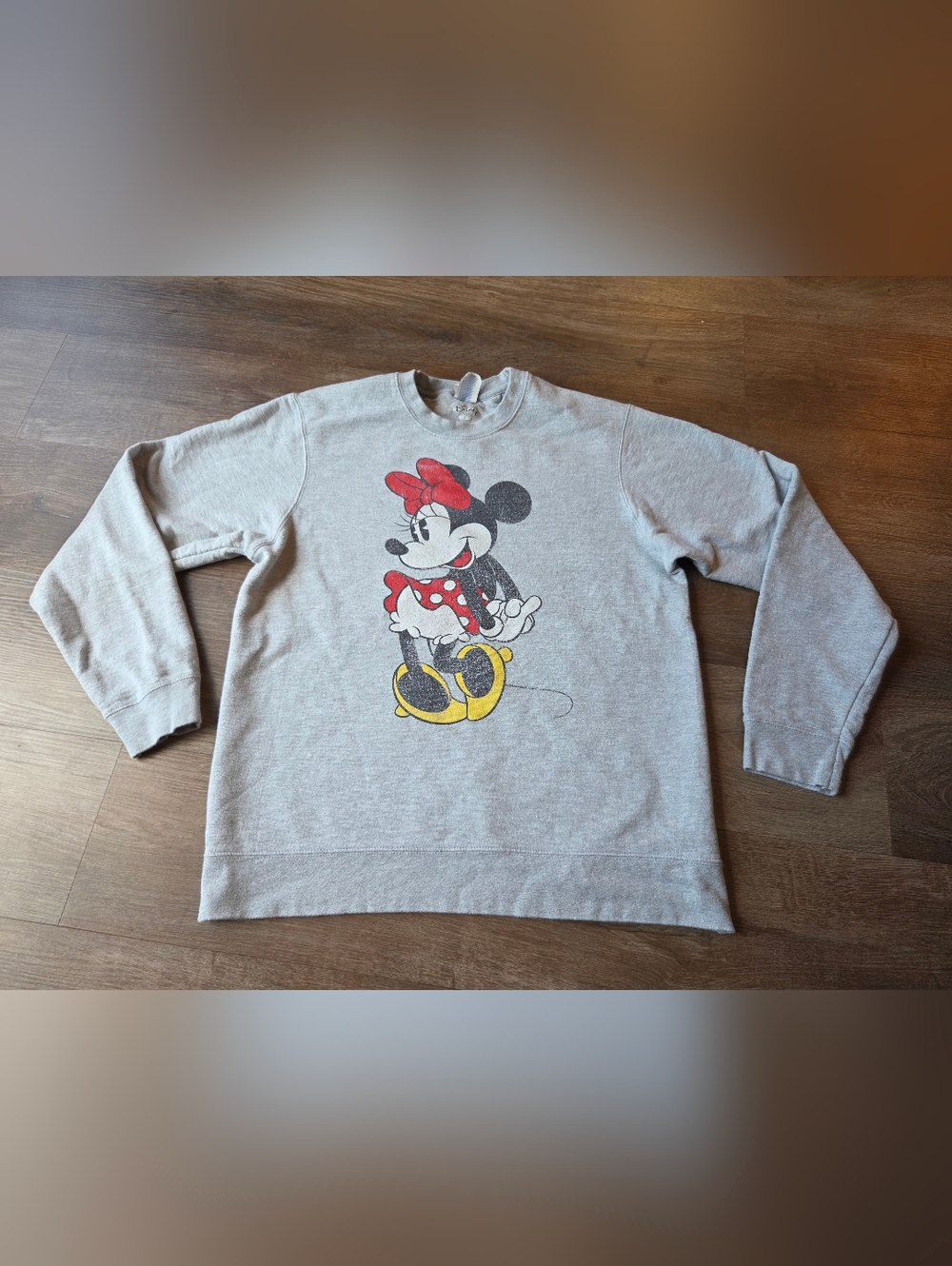Disney Disneyland Minnie Mouse Grey Pullover Sweatshirt Womens size Medium